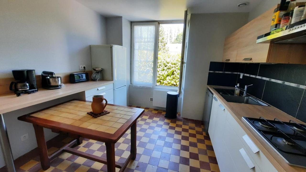 Jolie Maison De Campagne A 2Km De La Mer Plomodiern Exteriör bild