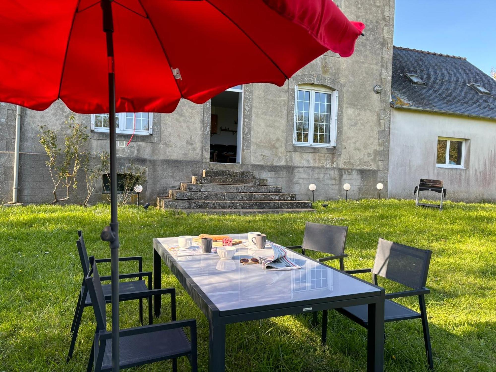 Jolie Maison De Campagne A 2Km De La Mer Plomodiern Exteriör bild